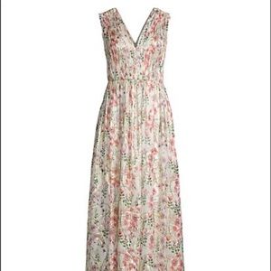 Aidan Mattox
Metallic Floral V-Neck Gown